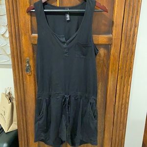 Bobi Los Angeles romper